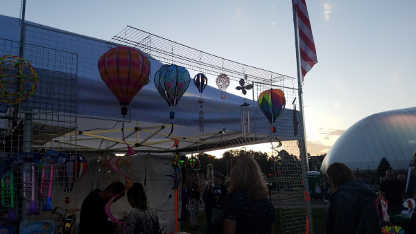 toy tent balloon festival